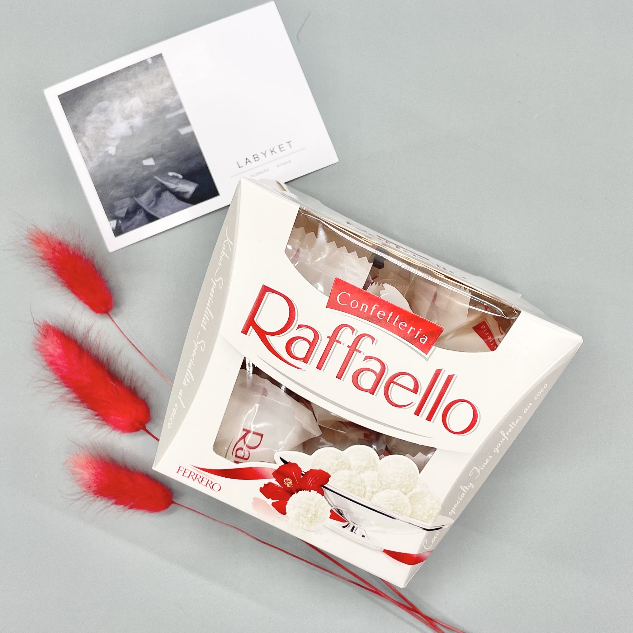 Конфеты Raffaello